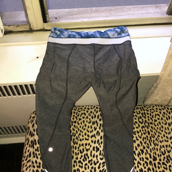 Lululemon running capri leggings - Picture 2 of 3